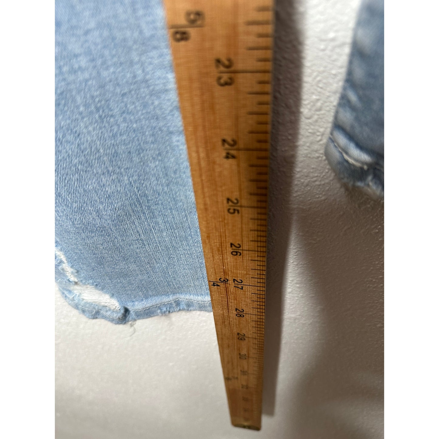 Frame Light Blue Wash Distressed Le High Skinny in Rush Jeans 28