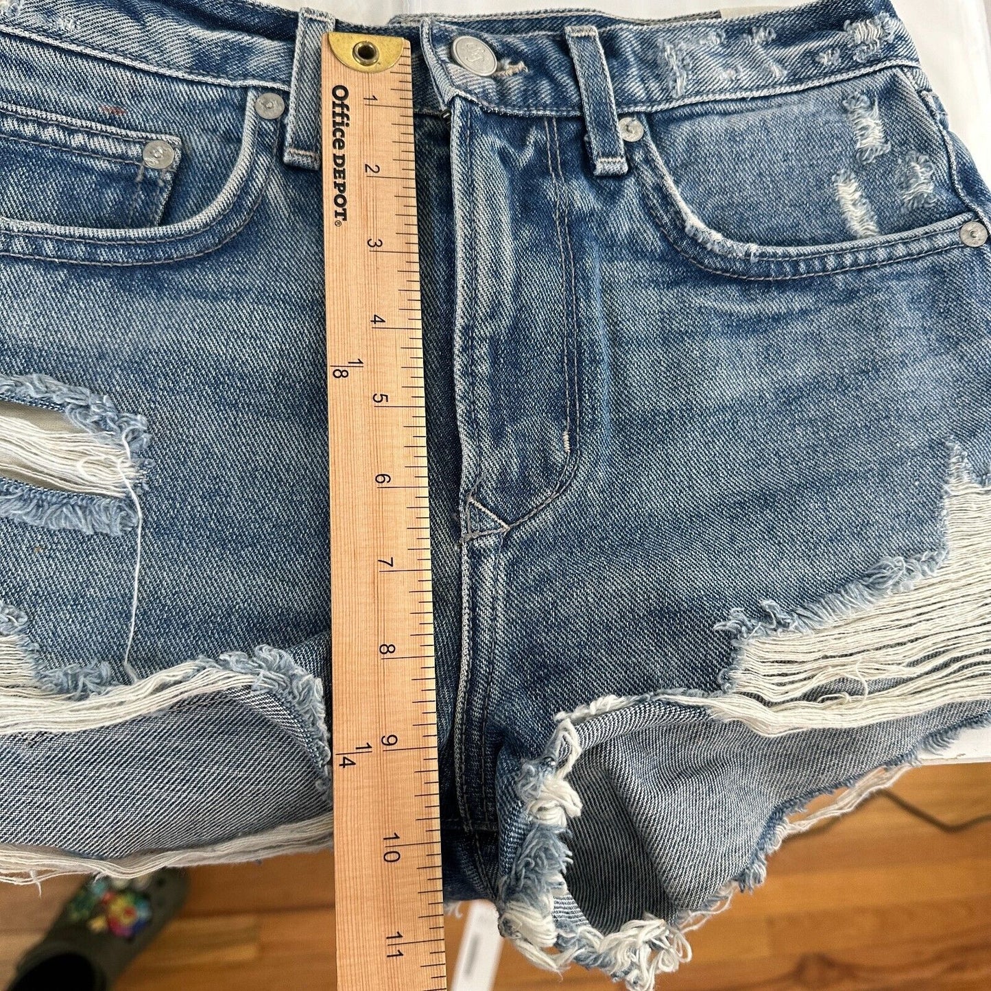 Lovers & Friends Axel Jean Distressed Cut Off High Rise Short Conrad Wash 25