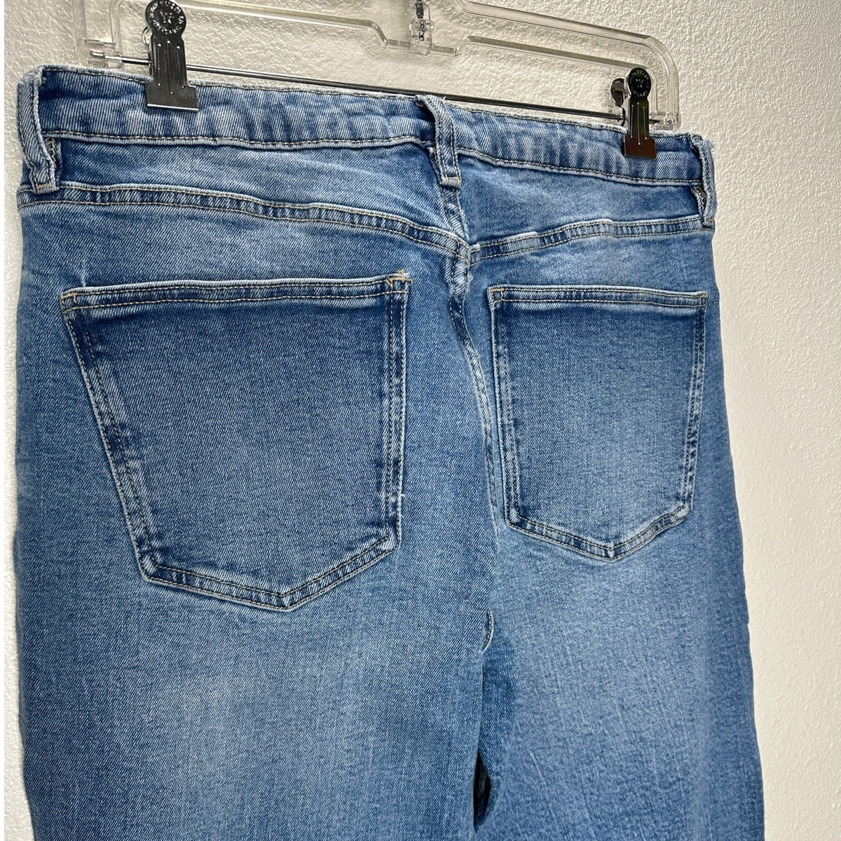 Zara Medium Light Wash Whiskered Raw Hem Mini Flare Leg Midrise Crop Jean 10