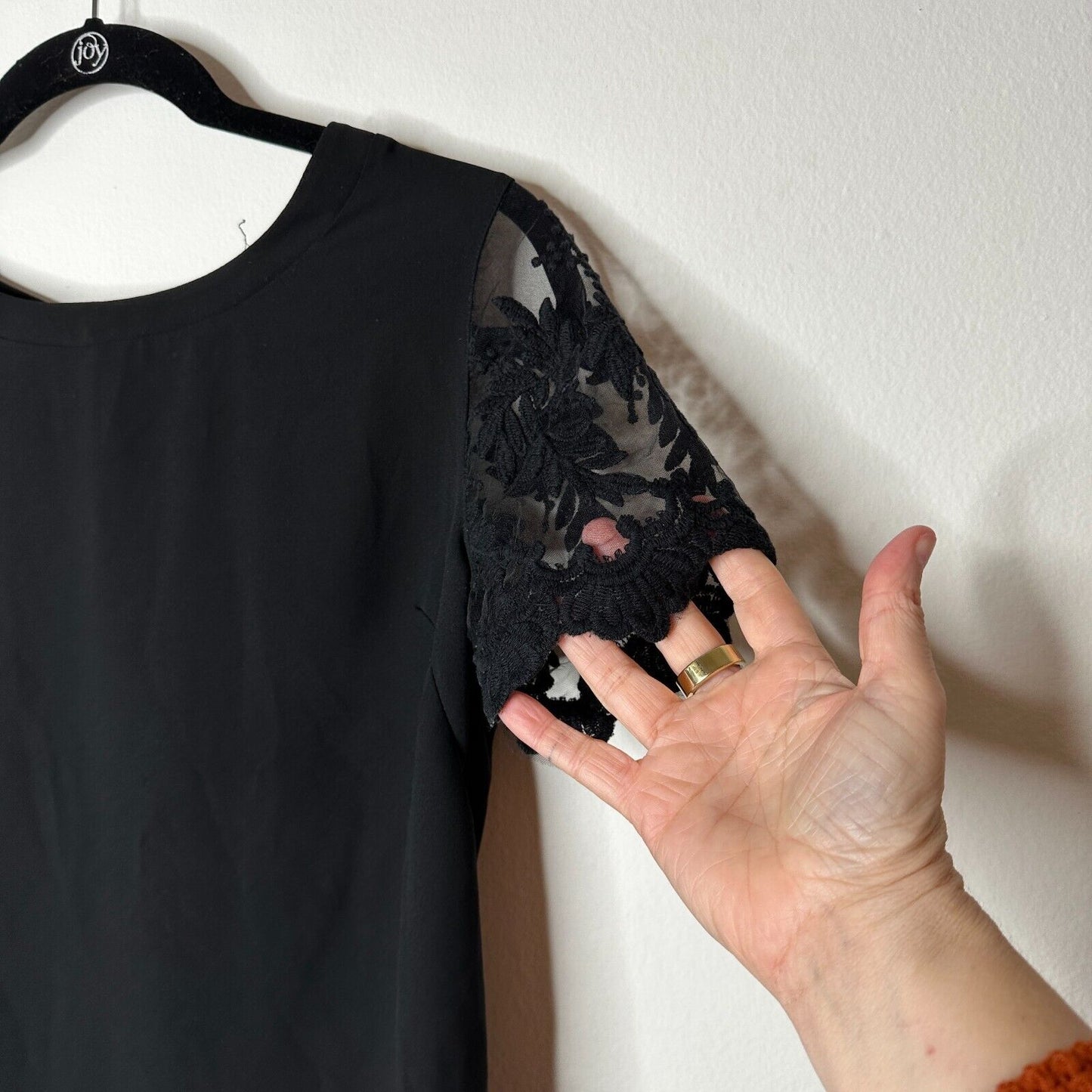 Lush Black Sheer Mesh Floral Lace Short Sleeve Keyhole Button Flowy Blouse M