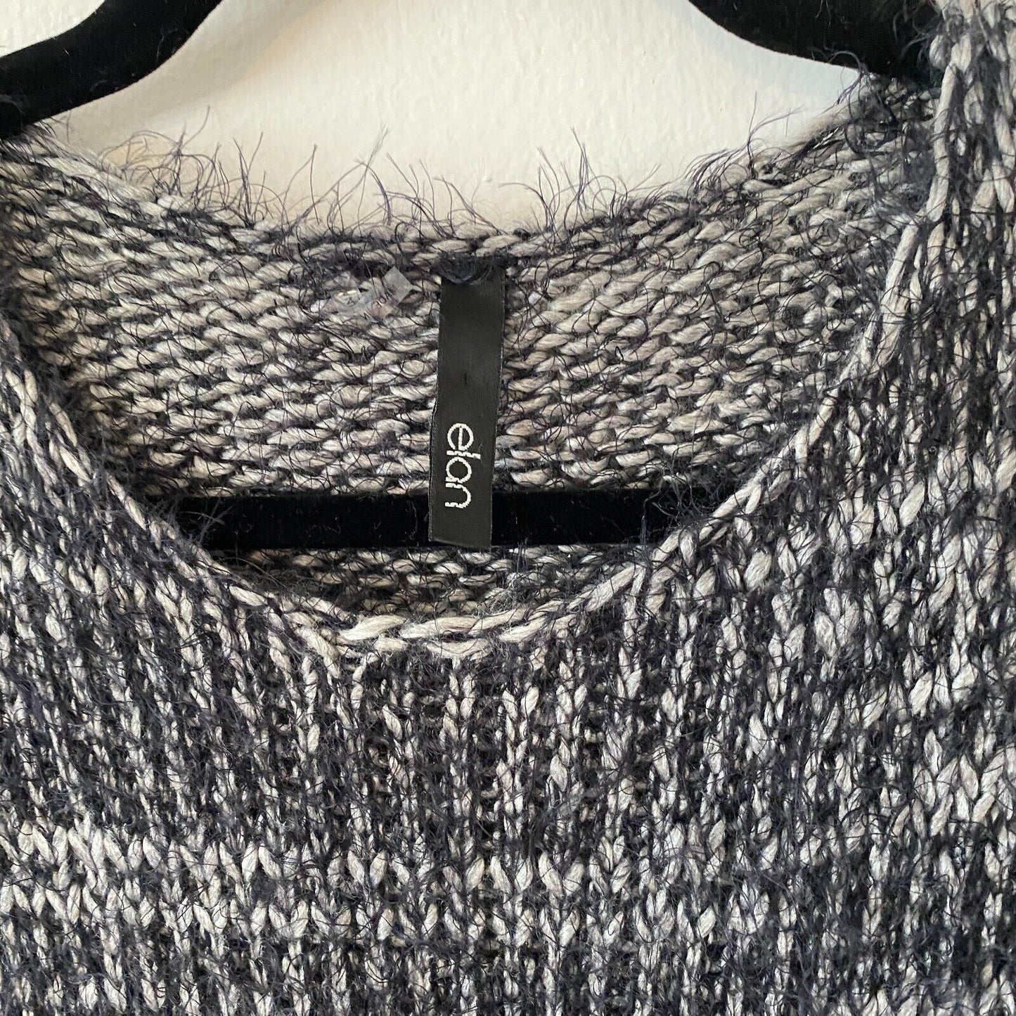 Elan Black Gray Marled Fuzzy Long Sleeve Round Neck Cable Knit Sweater Small