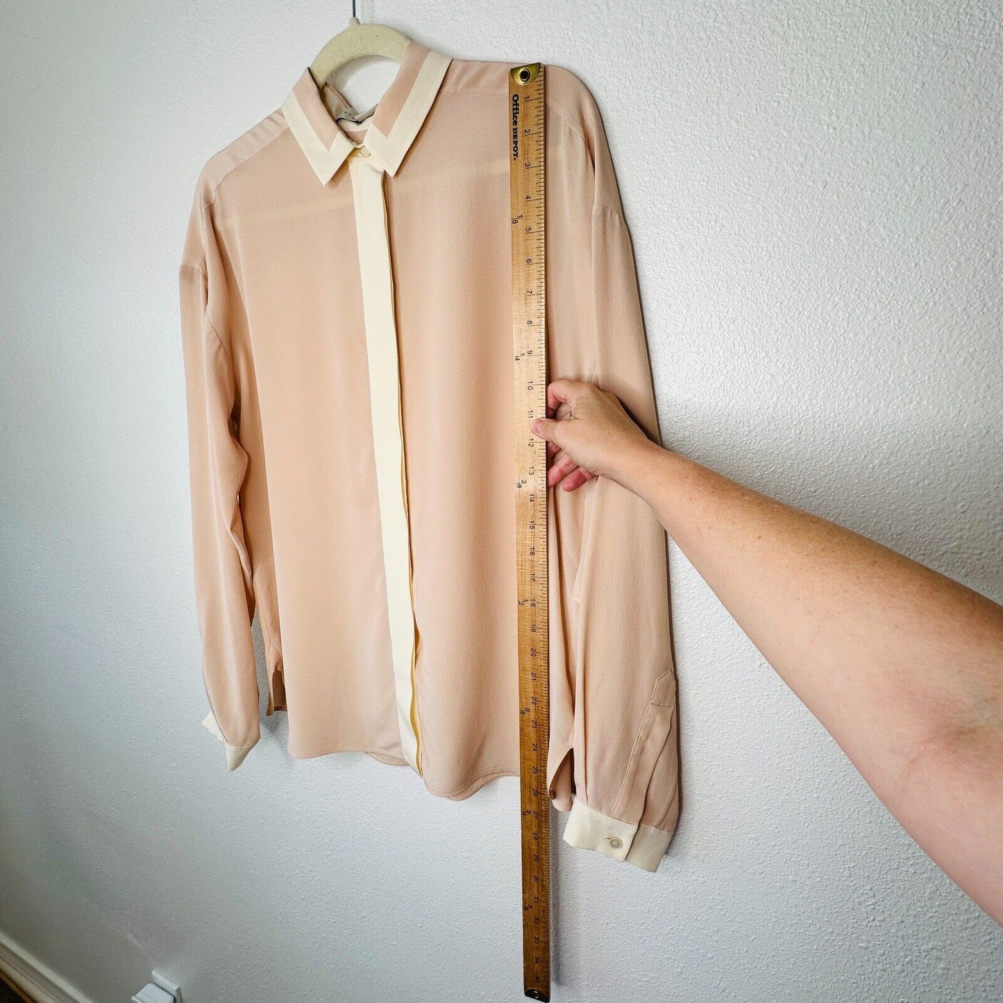 Stella McCartney Light Peach Silk Blouse Cream on Collar Button Placket Cuffs 42