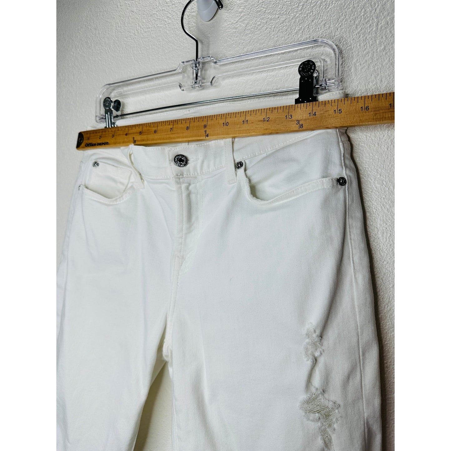 7 For All Mankind White Distressed Raw Hem Gwenevere Jeans 30