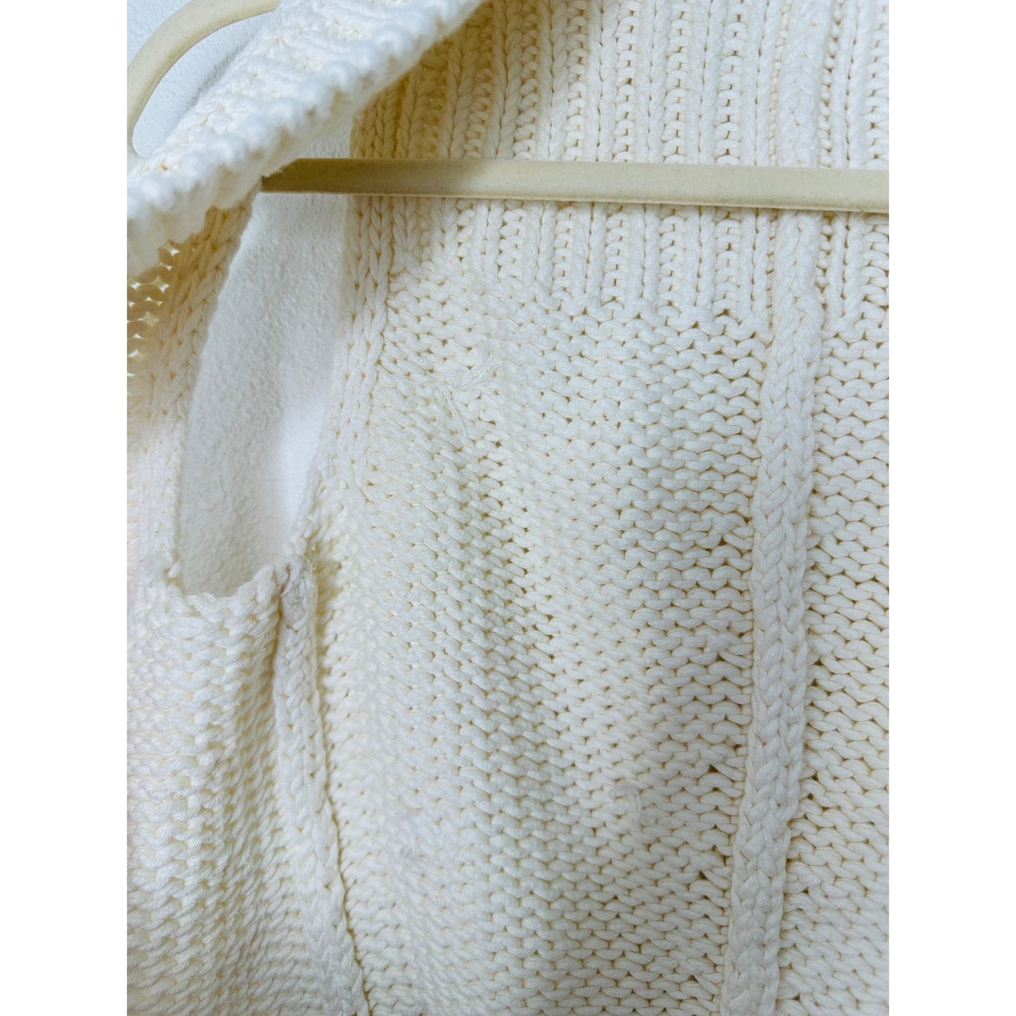 Theory Ivory Cream Chunky Knit Cropped Sweater Vest Small