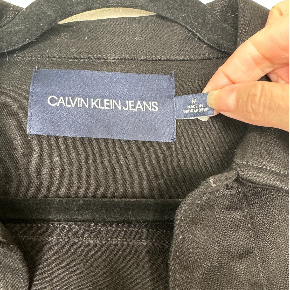 Calvin Klein Jet Black Denim Silver Button Front Collared Crop Jean Jacket M