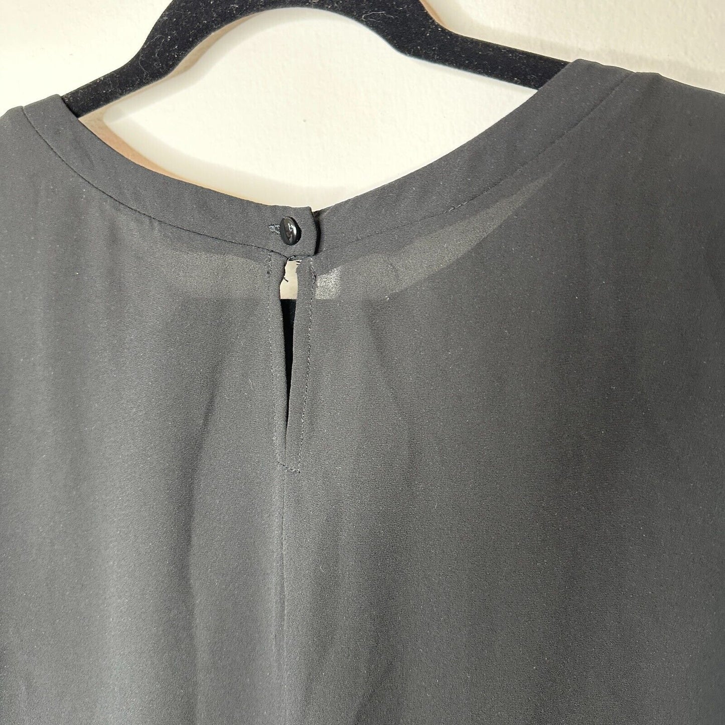 Lush Black Sheer Mesh Floral Lace Short Sleeve Keyhole Button Flowy Blouse M