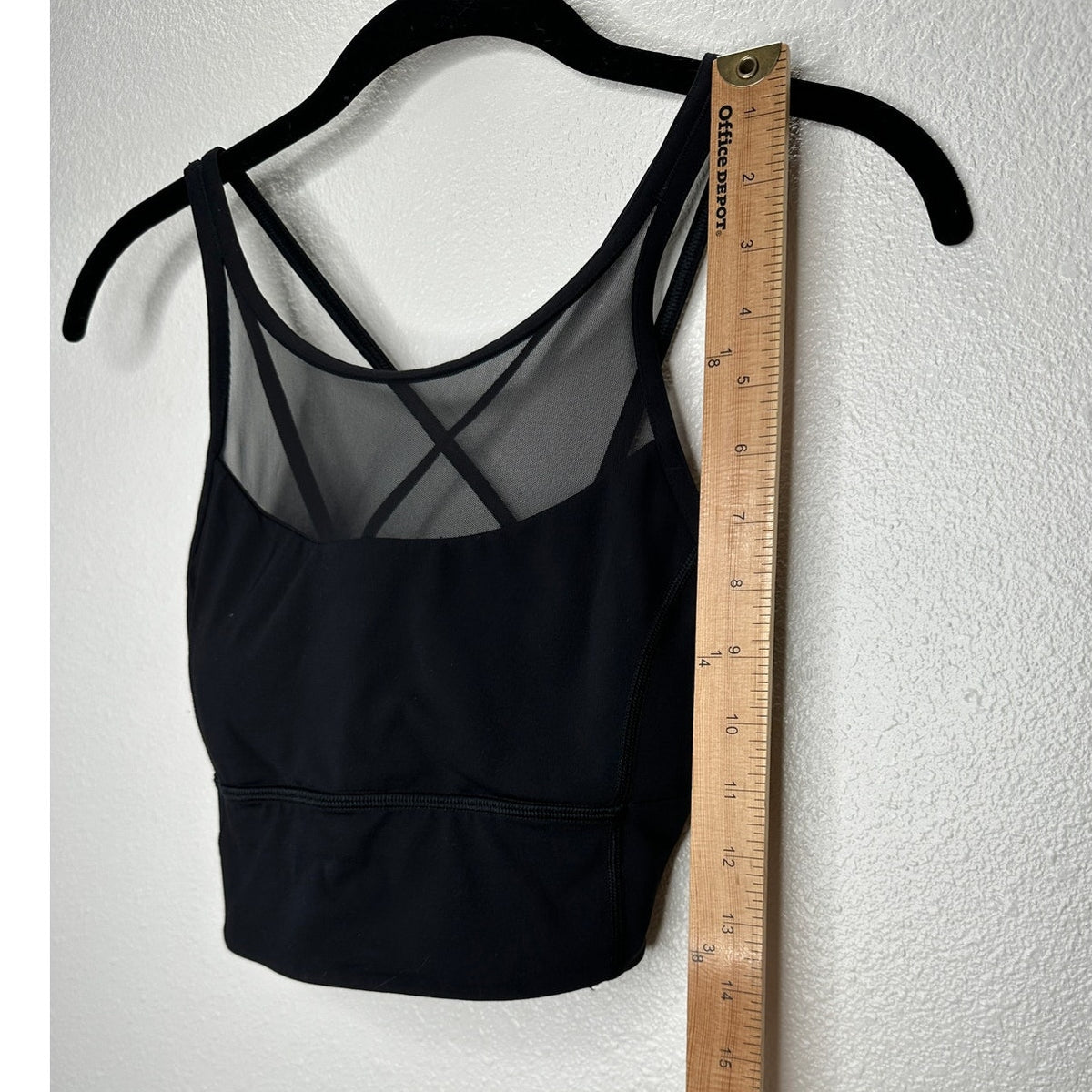 Lululemon Black Clip In High Round Mesh Neck