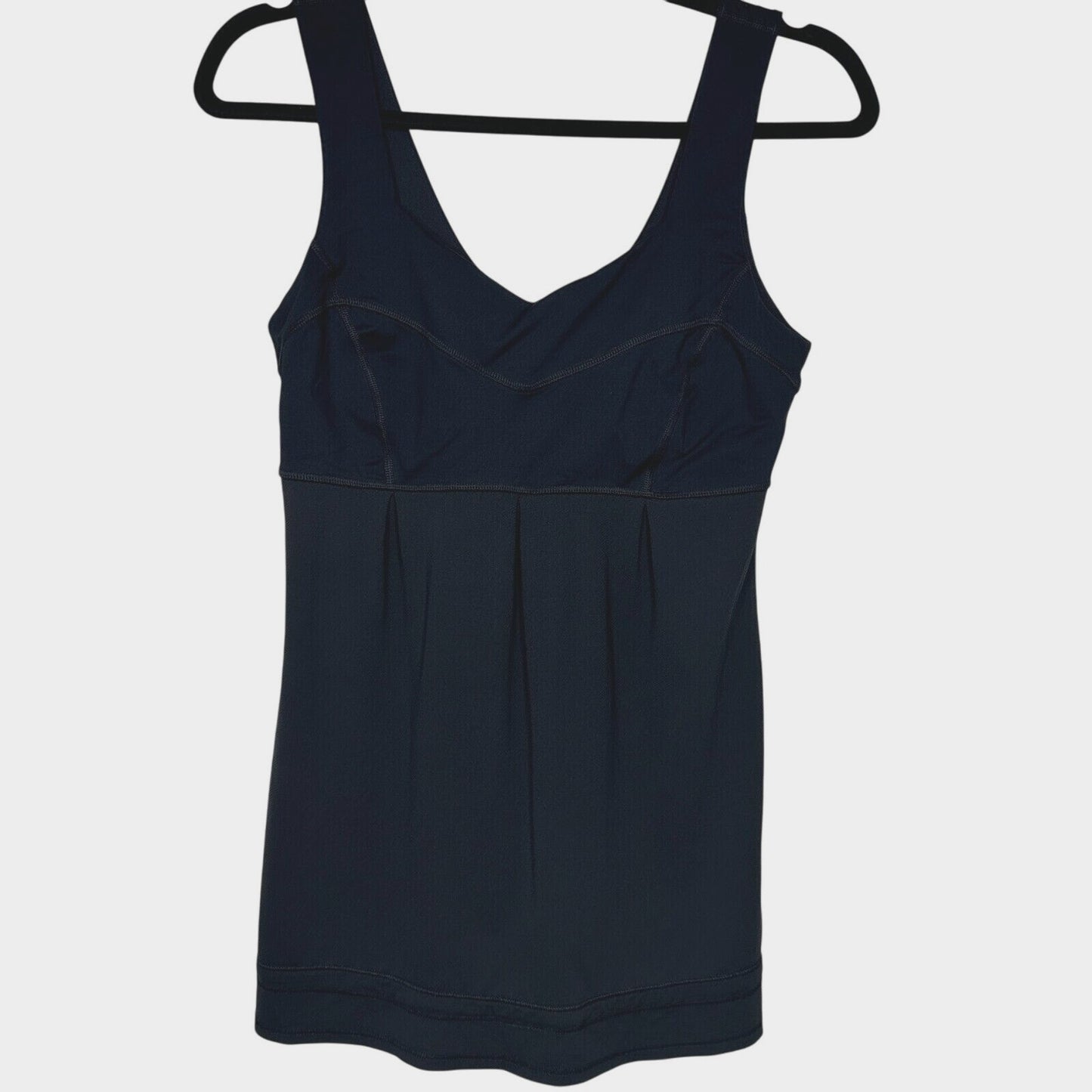 Lululemon Black Run Tame Me Tank Top Yoga Luxtreme Cinch Bottom Fitted Size 6