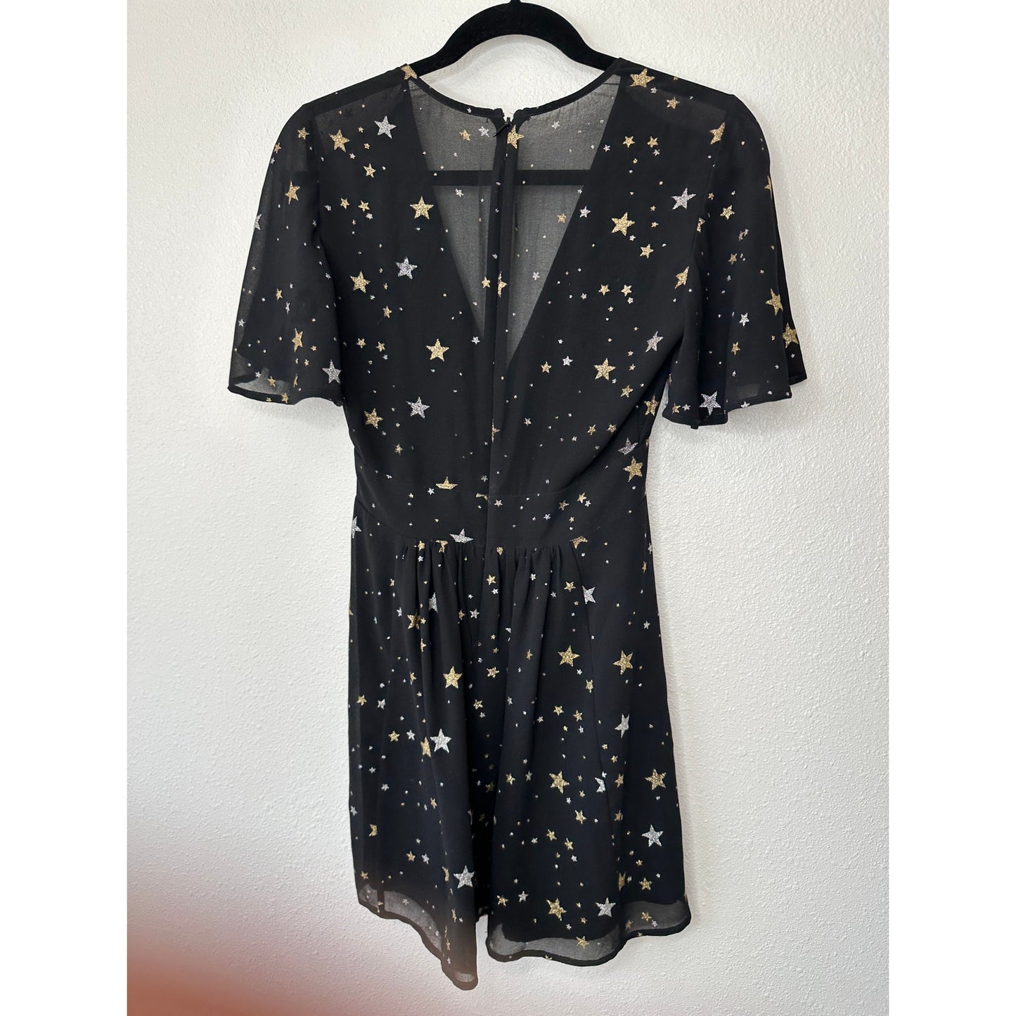 Privacy Please Ford Black Metallic Gold Silver Star Deep V Short Sleeve Dress XS
