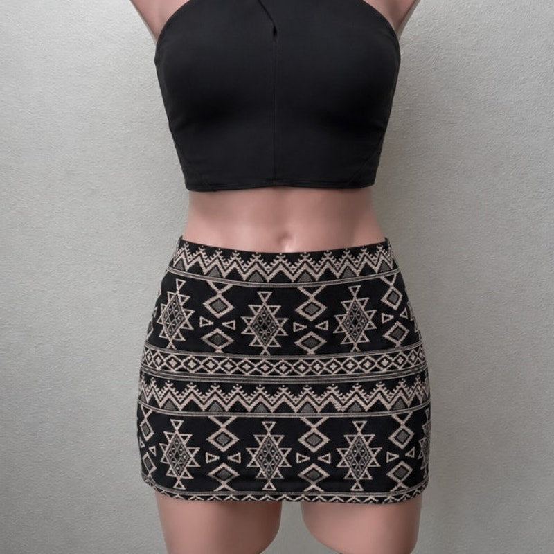 Billabong Tan & Black Aztec Print Stretch Mini Skirt Medium