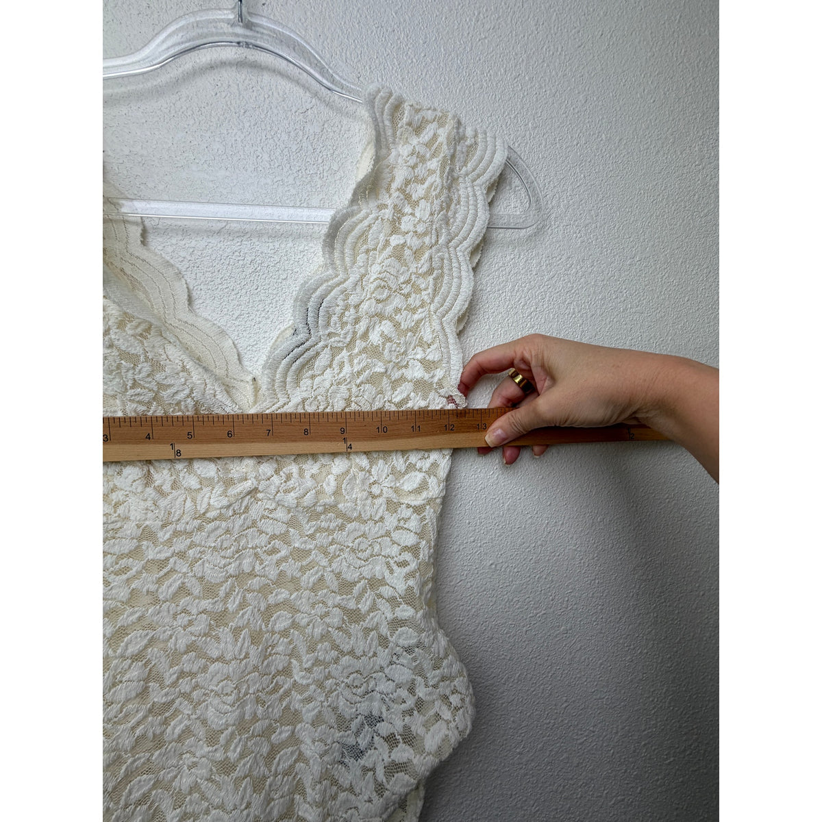 Zara Ivory Floral Lace V Neck Bodysuit Women M