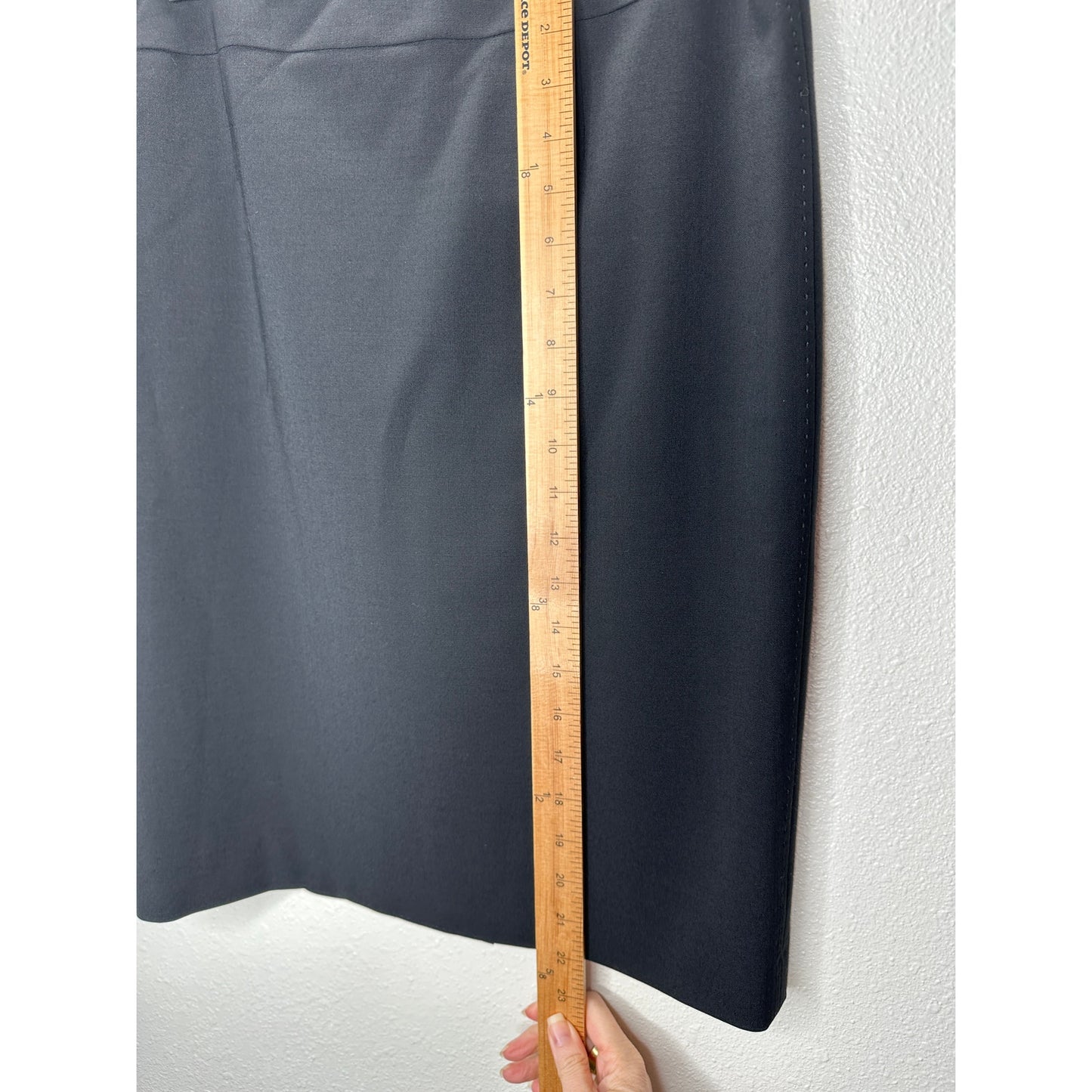 Elie Tahari Black Lined Back Zip & Split Pencil Skirt 6