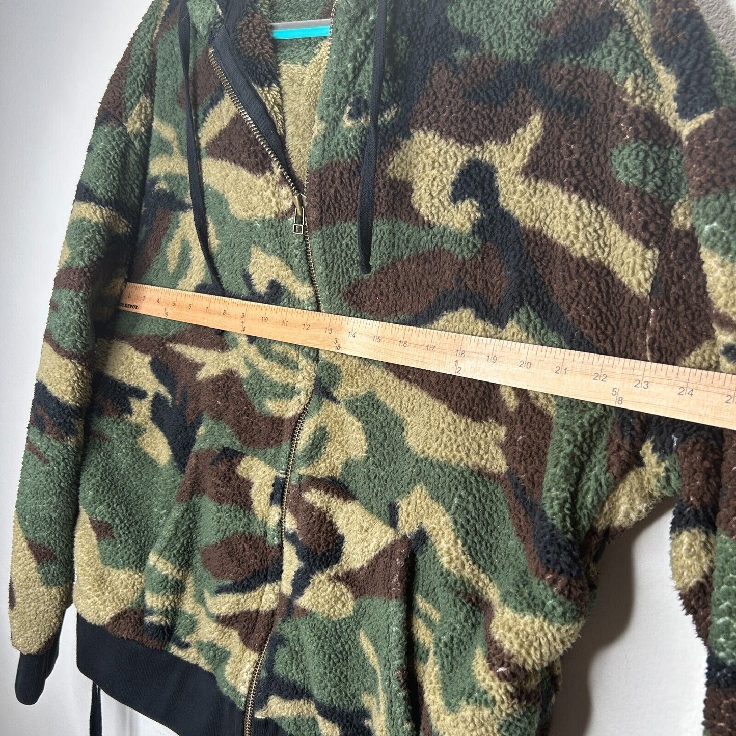 Faith Connexion Camo Sherpa Zip Hoodie Jacket Split Kangaroo Pocket Lace Side SM