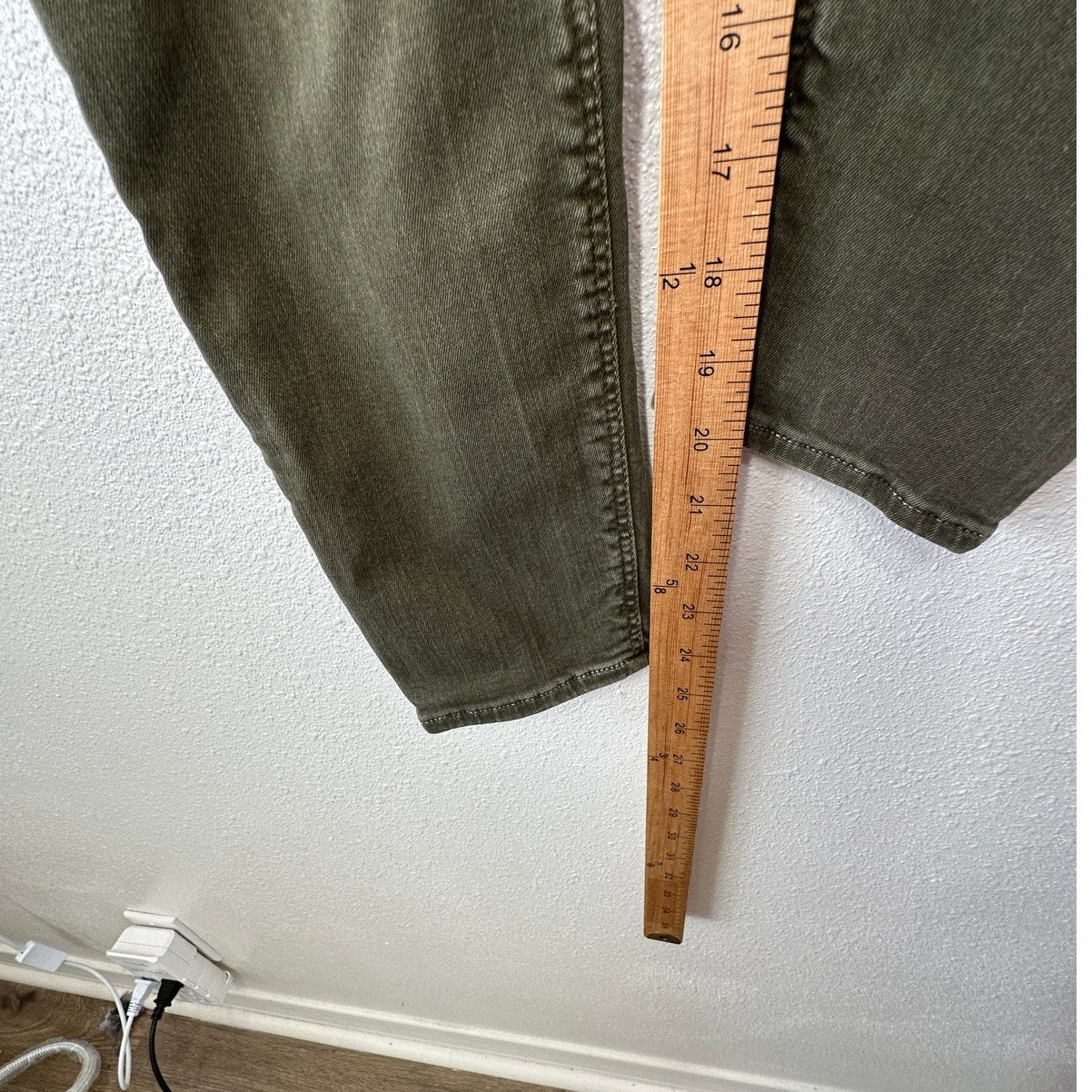 Zara Women Olive Green Button Fly Distressed Knee Skinny Jean High Waist 10