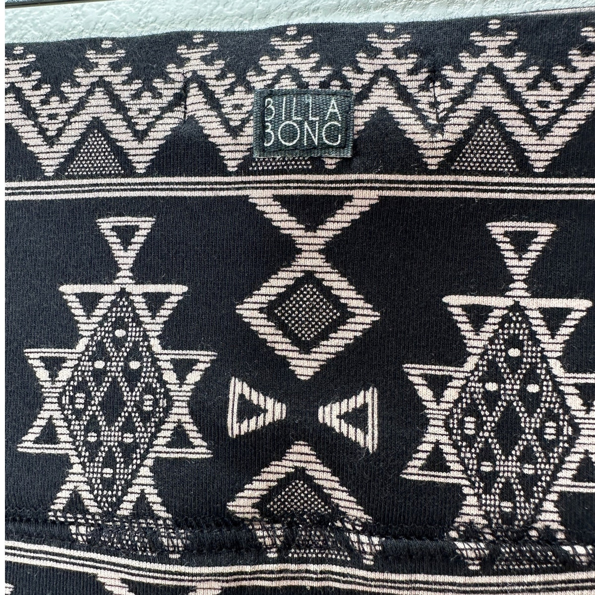 Billabong Tan & Black Aztec Print Stretch Mini Skirt Medium