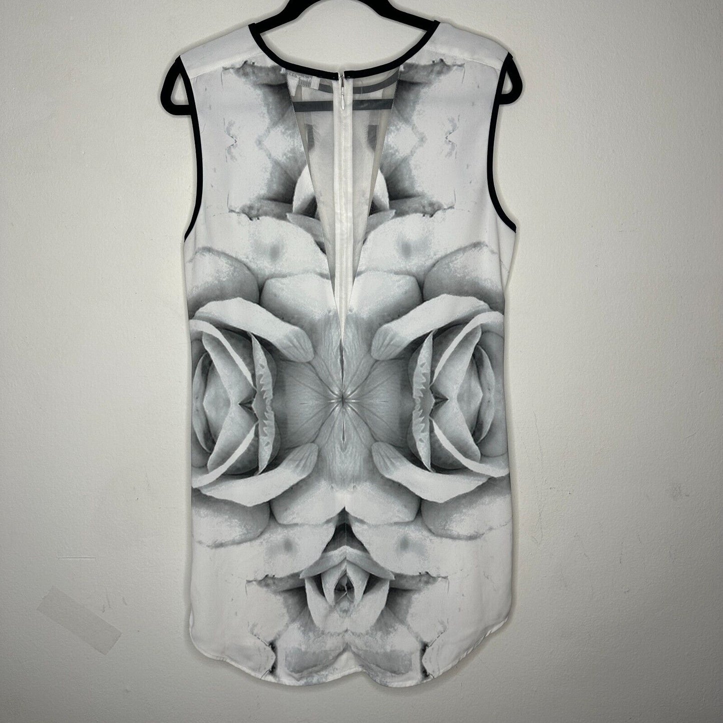 Finders Keepers Black White Tangled Secrets Rose Print Monochrome Slip Dress Med