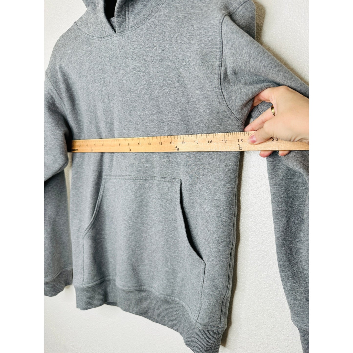 Lululemon heather Gray Long Sleeve Front Pouch Pullover Hoodie Sweater XS