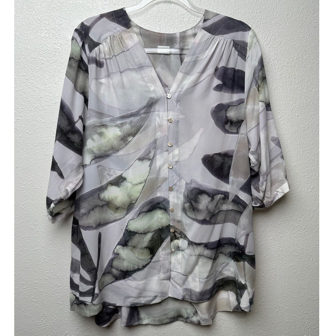 Poetry 100% Silk Blouse Gray Green Ivory Womens US 10 V Neck