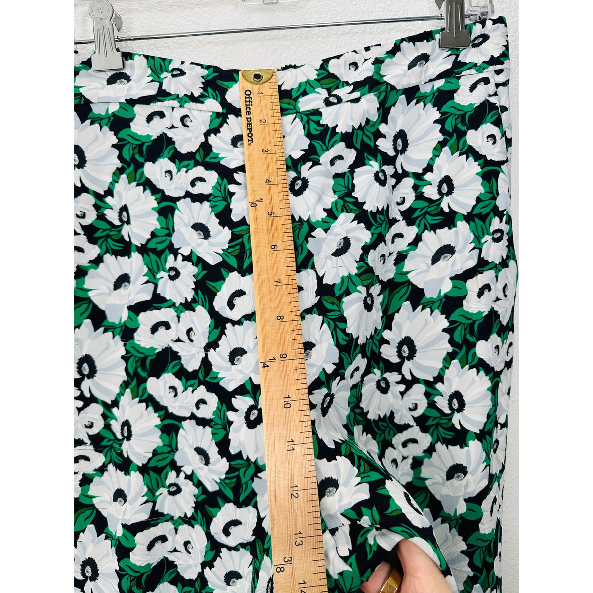 Stella McCartney White Black Green Floral Print Julia Flora Jogger Pants M
