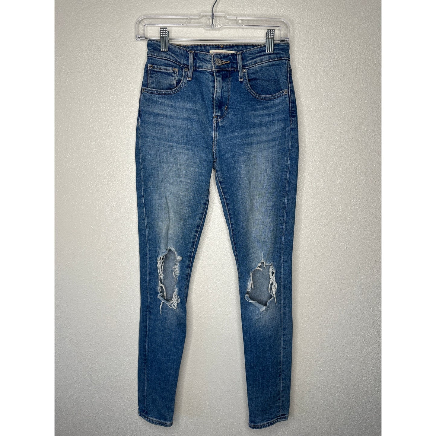 Levi’s 721 High Rise Skinny Jeans Size 25 Distressed Knees