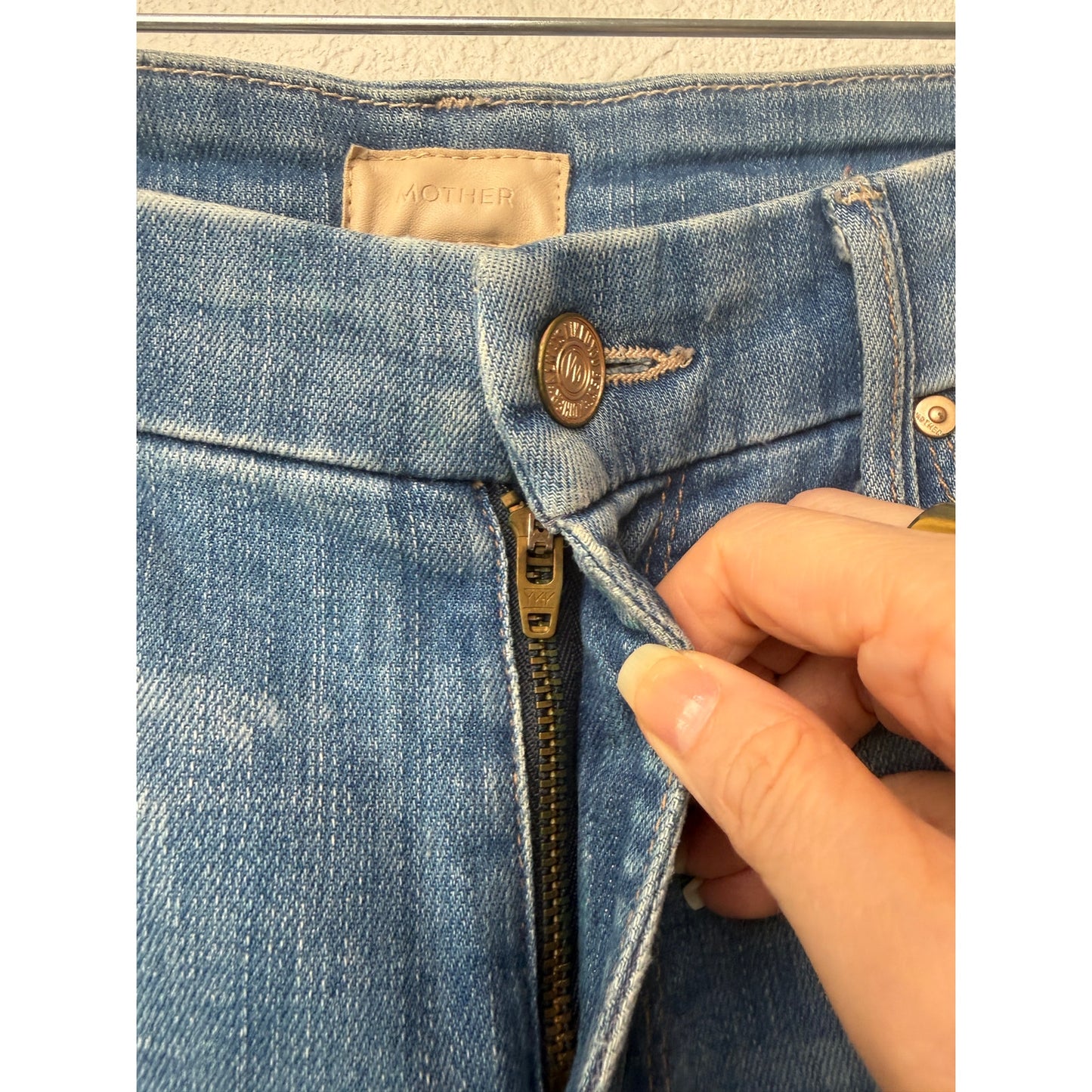 Mother The Looker Ankle Fray Blue Jeans Womens 26