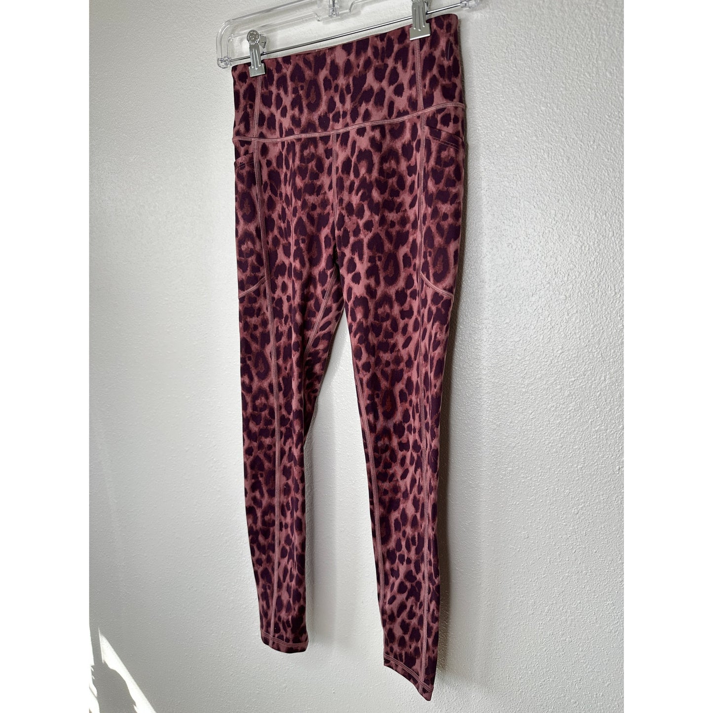 Victoria Secret Pink & Brown Leopard Print Pocketed Leggings 4