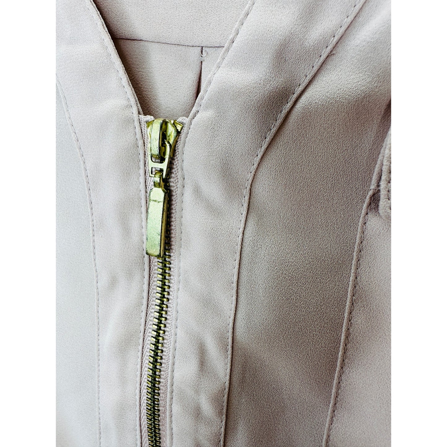 Express Pale Peach Two Pocket Zip Front Roll Tab Sleeve Popover Top M