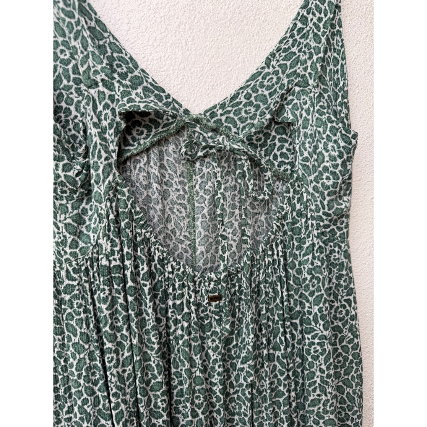 O'Neill Green Ivory Floral Midi Dress Women's US S