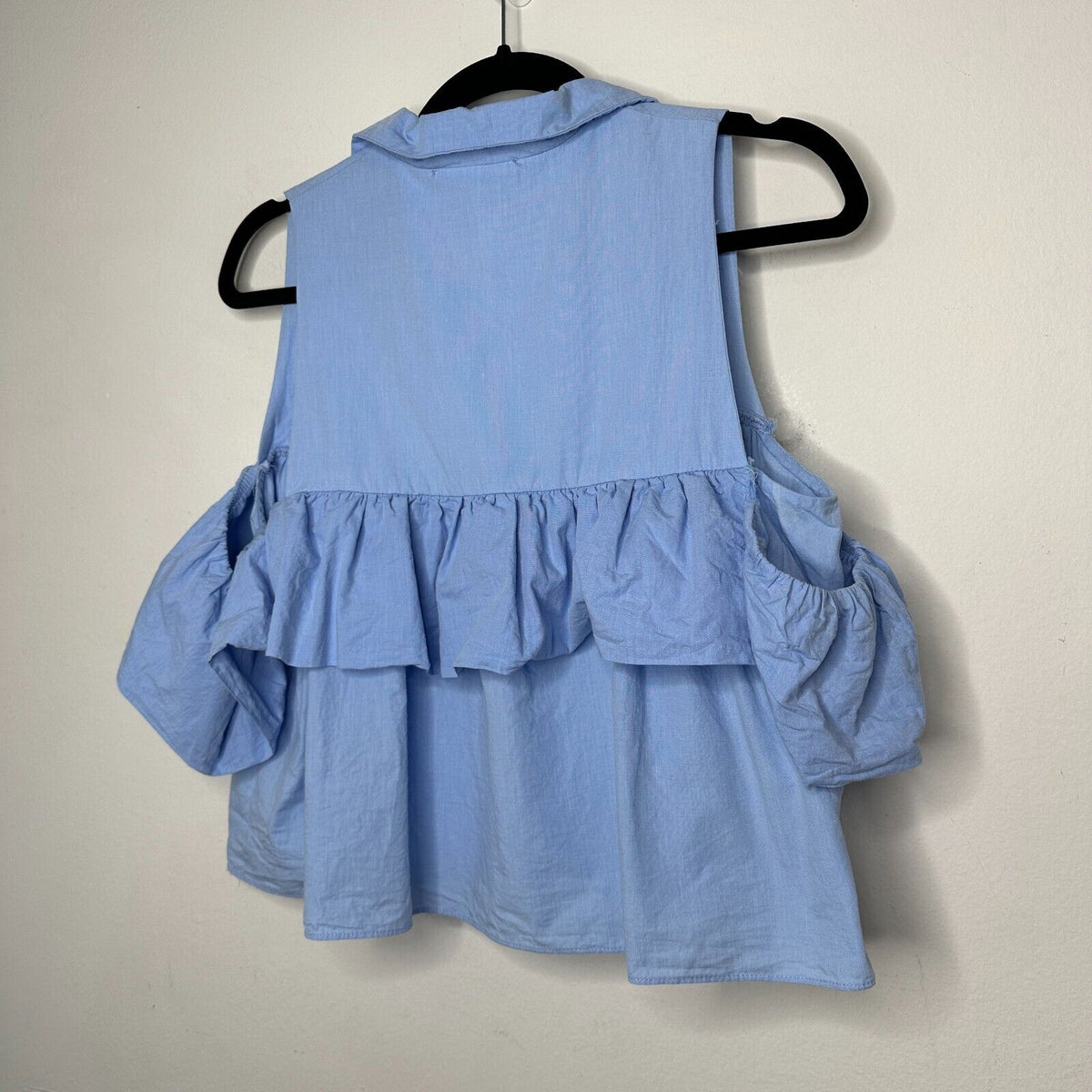 Chic Light Denim Blue Ruffled Cold Shoulder Half Front Button Flowy Blouse Small