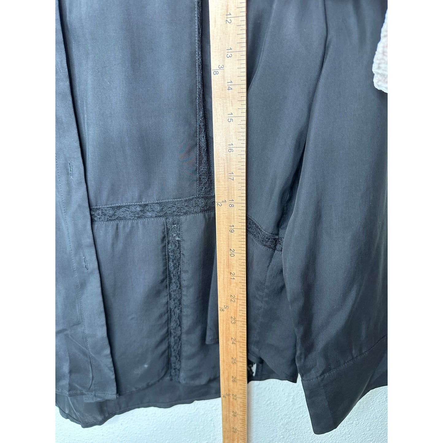 Rails Mona in Black Crepe Lace Long Sleeve Button Collared Shirt L