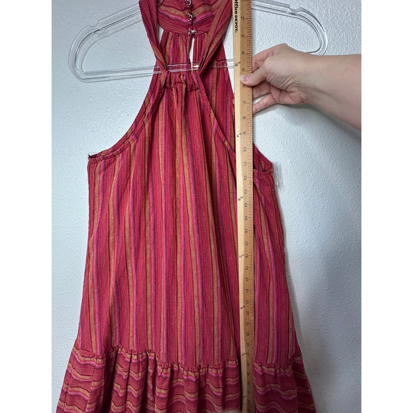 BCBG Generation Halter Mini Dress XS Pink Striped Sleeveless Flowy Ruffle Hem