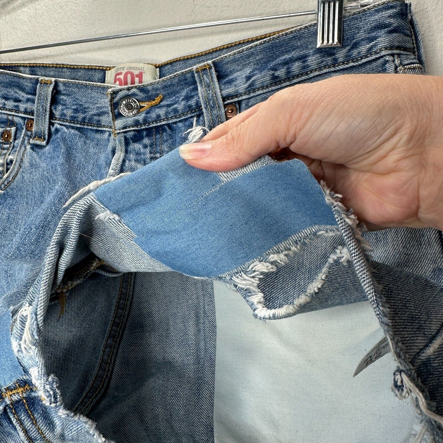Levis 501 Medium Blue Wash Button Fly Distressed Raw Hem Shorts 34