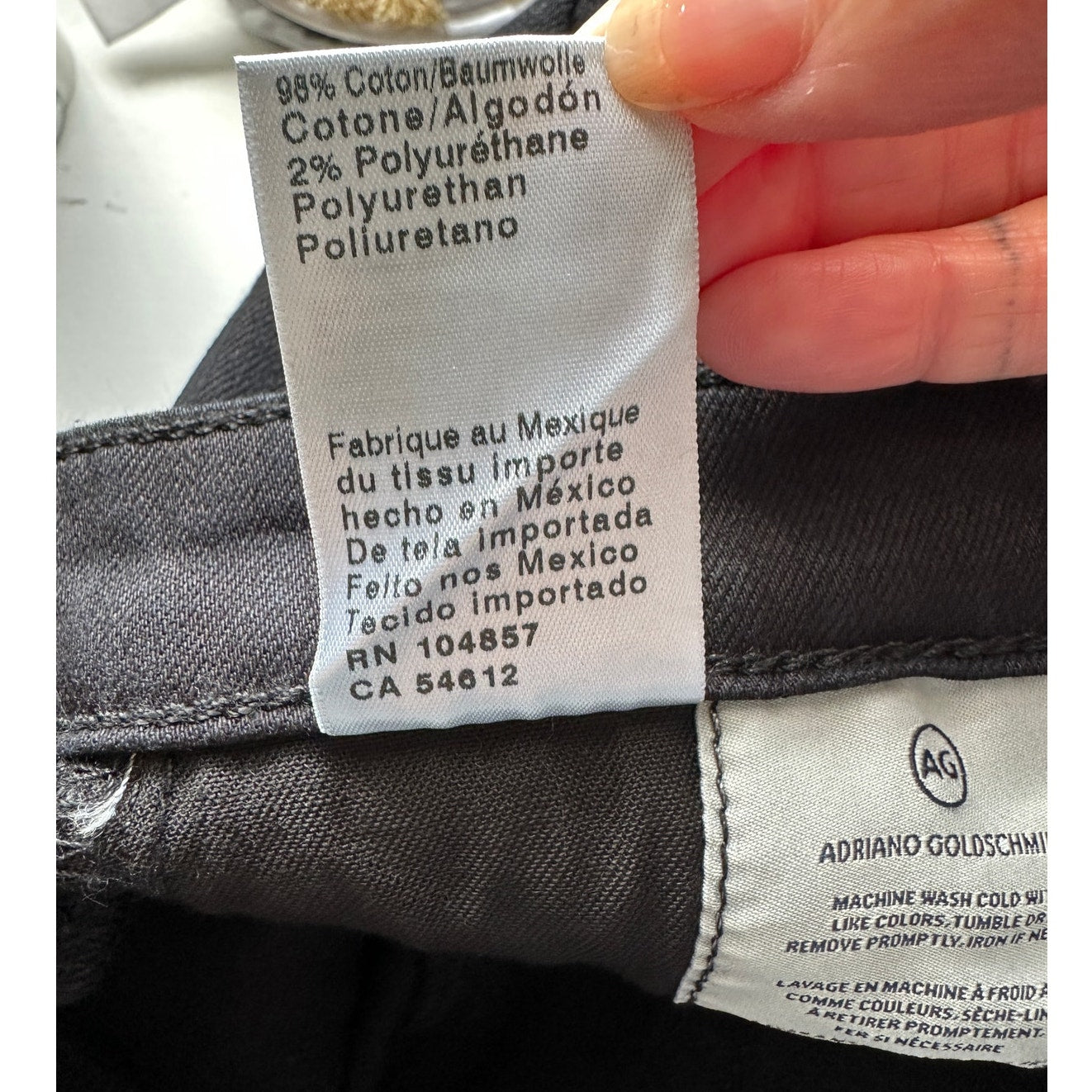 AG The Harper Essential Straight Jeans Black Size 29R
