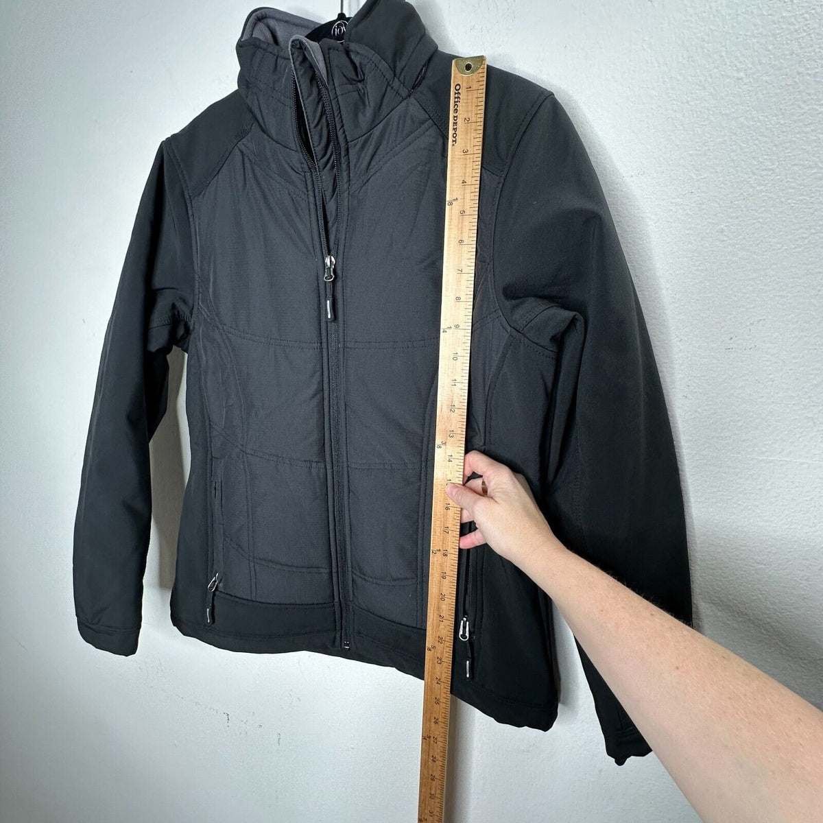 North End Sports Weather Technology Black High Collar Zip Jacket & Pockets S