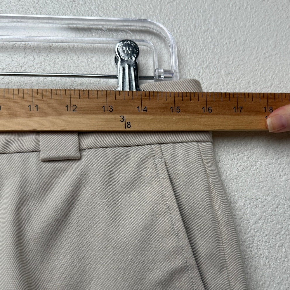 Banana Republic Relaxed Workwear Chino Pants Off White Taupe Men's US 30