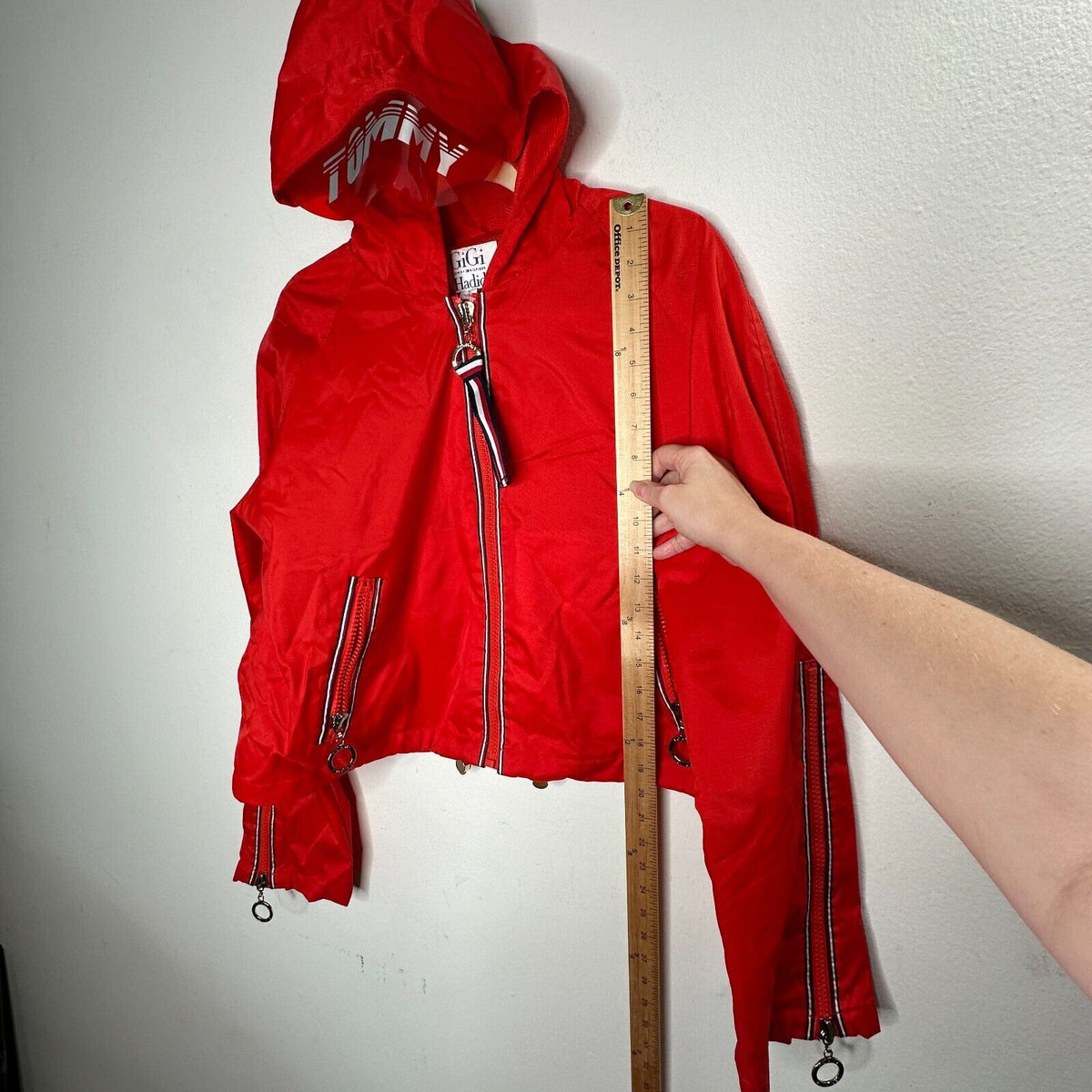 Tommy X Gigi Hadad Visor K-Way Jacket Flame Scarlet-Red Front Zip Mesh Lining SM