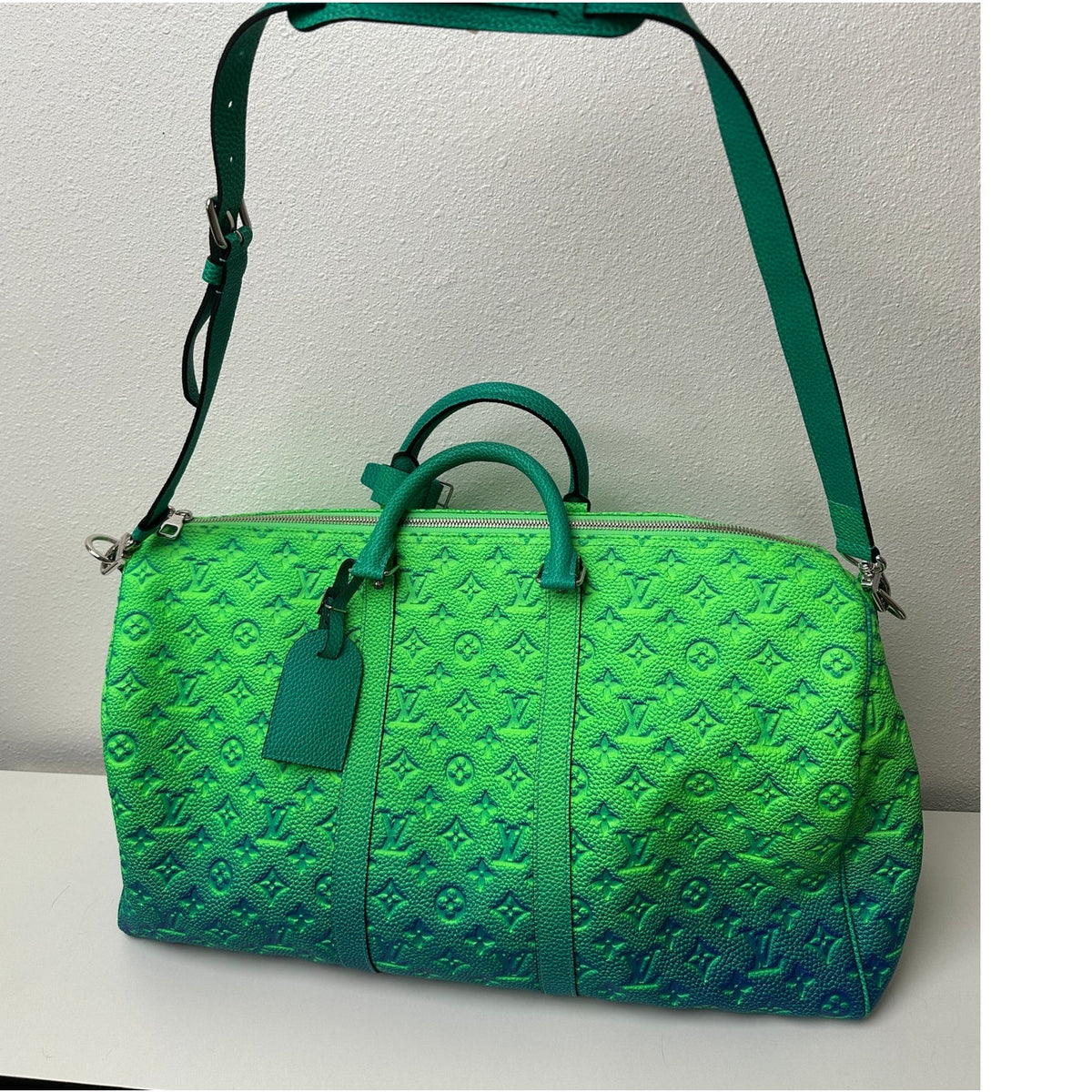 NWOT LV Keepall Bandouliere 50 Taurillon Virgil Abloh 2022