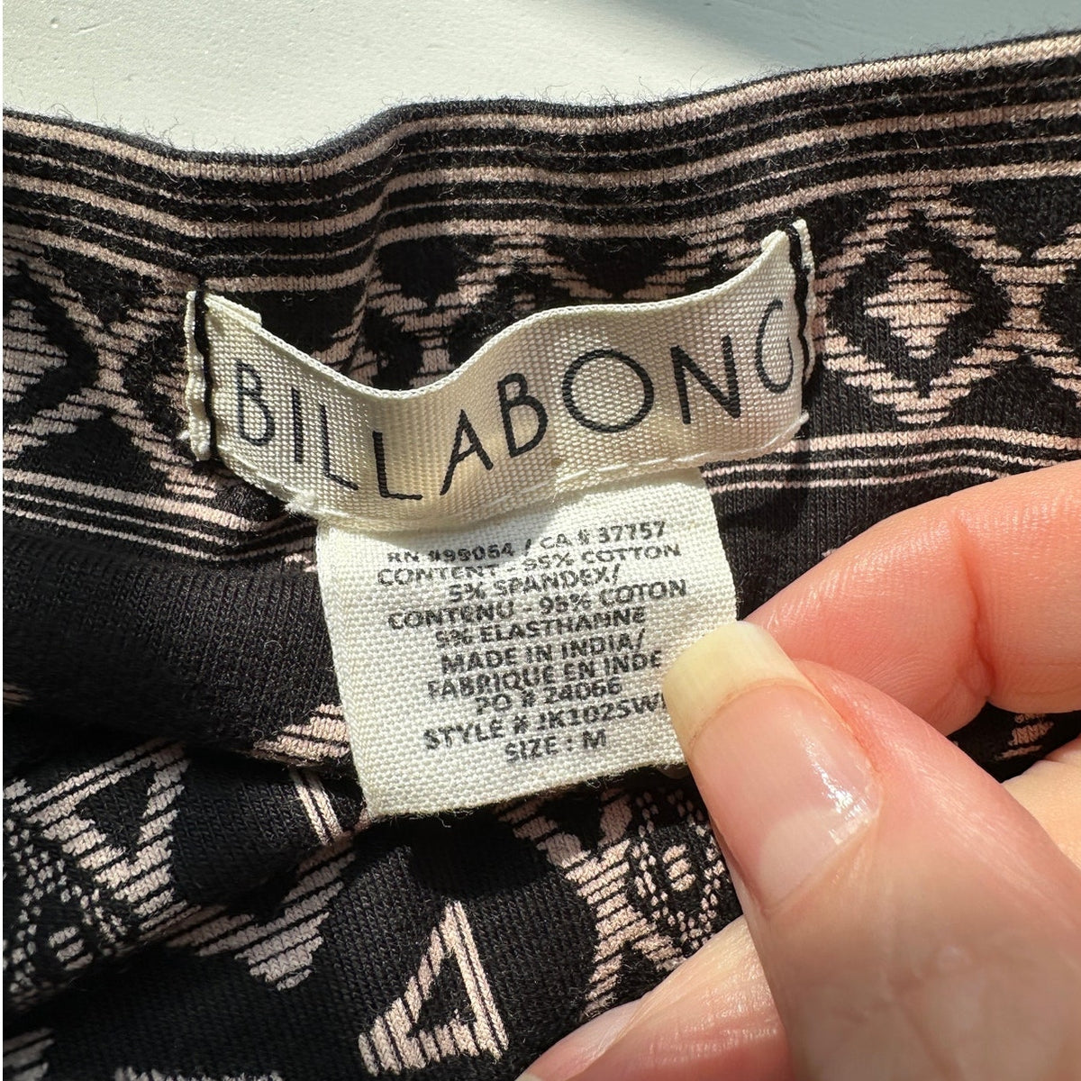 Billabong Tan & Black Aztec Print Stretch Mini Skirt Medium
