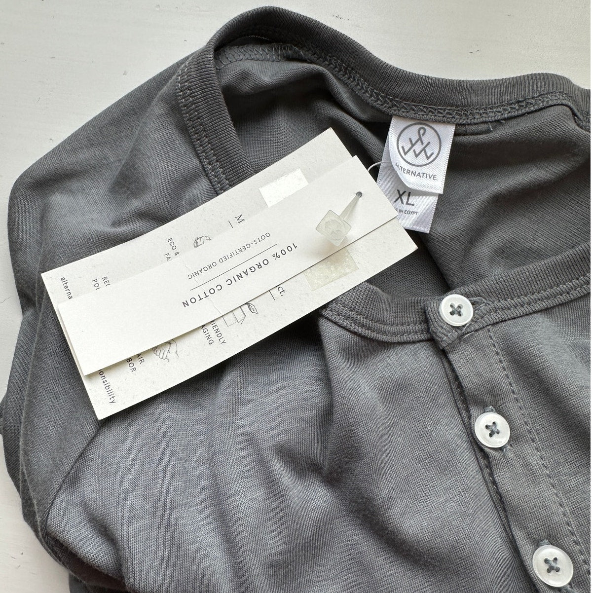 Alternative Earth Ocean Gray Raglan Sleeve Round Neck Henley Tee XL