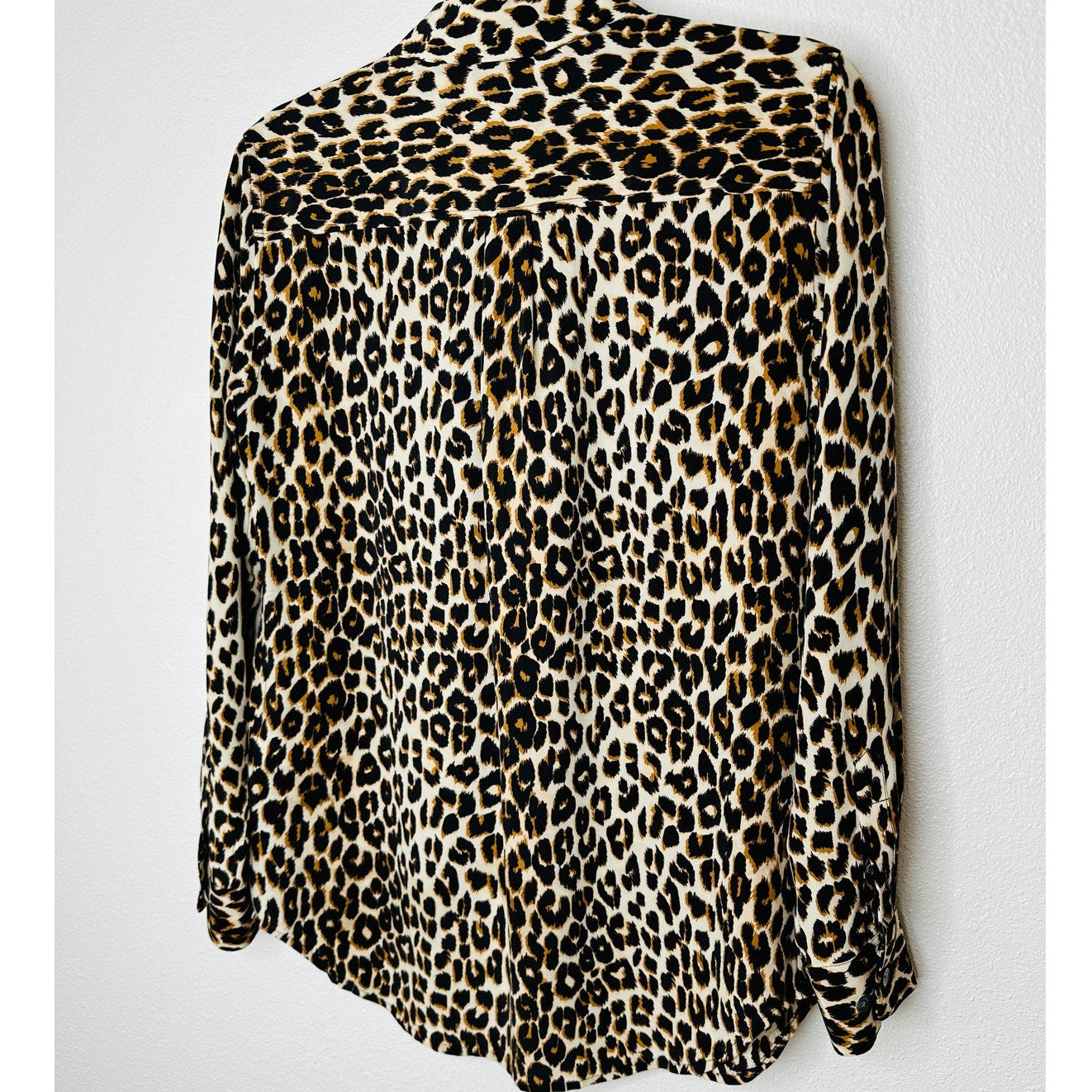 Equipment Leopard Print Long Sleeve Collared Button Up Silk Blouse XS