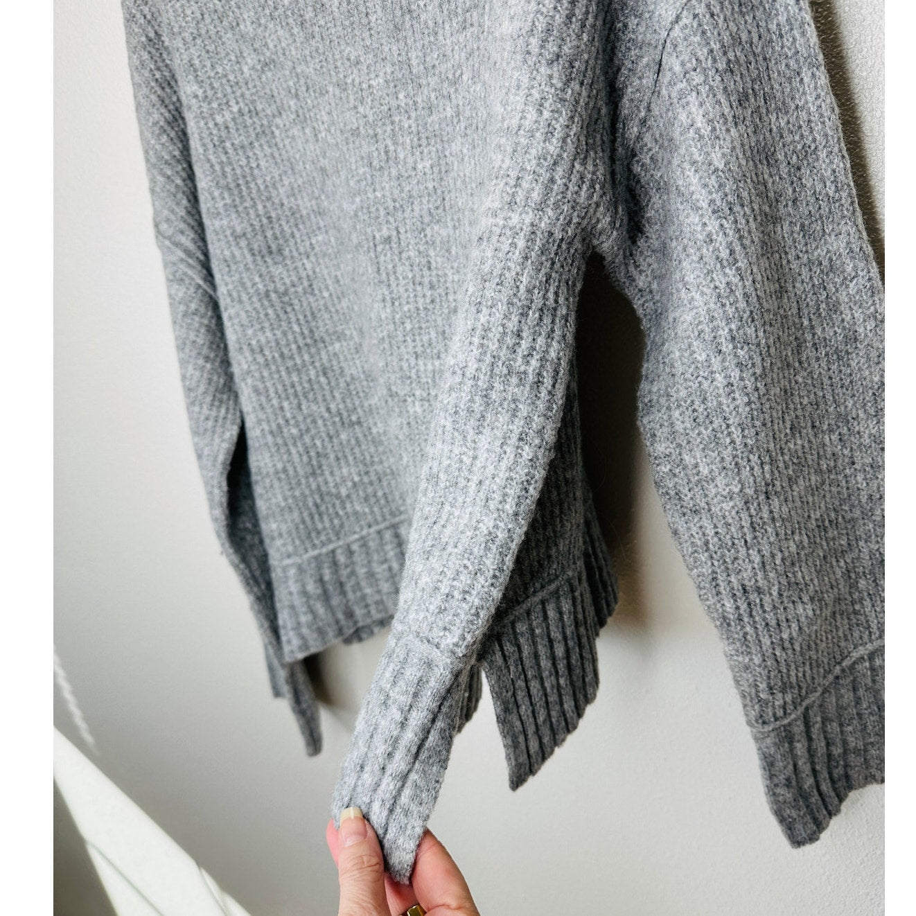 The Workshop Gray Keepin It Cozy Knit Boxy Long Sleeve Sweater M