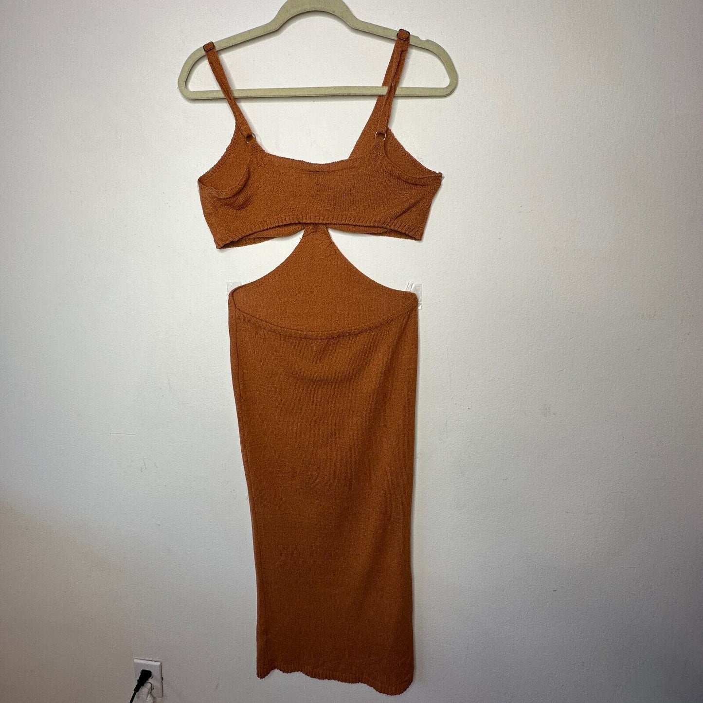 Blanc Clothing Sexy Camel Cut-Out Front Knot Spaghetti Strap Knit Maxi Dress L