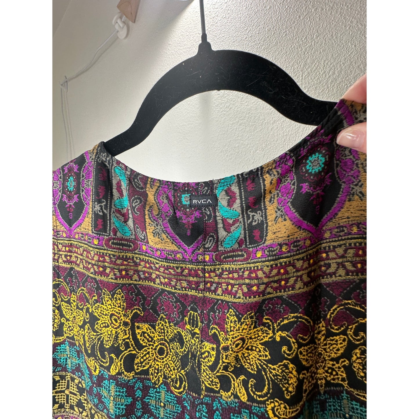 RVCA Multicolor Floral Print Cutout Triangle Back Round Neck Mini Dress S