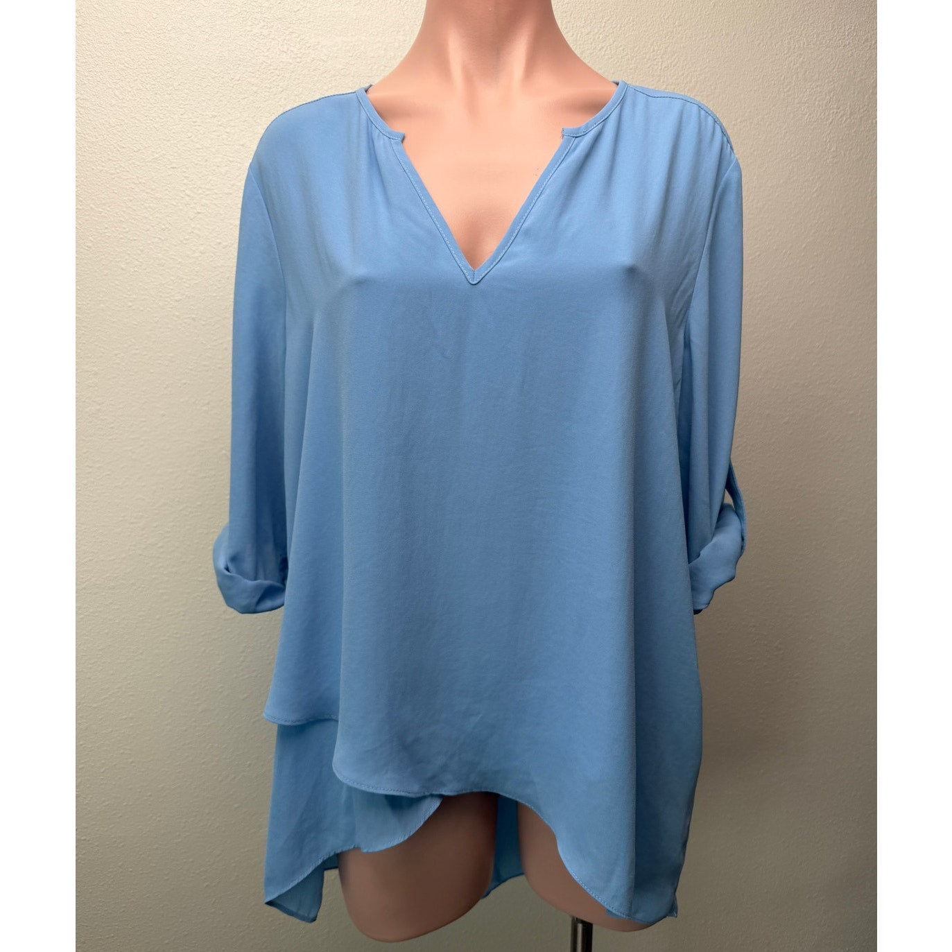 Karen Kane Light Blue Hi-Low Layered V-Neck Roll Tab Blouse Size L