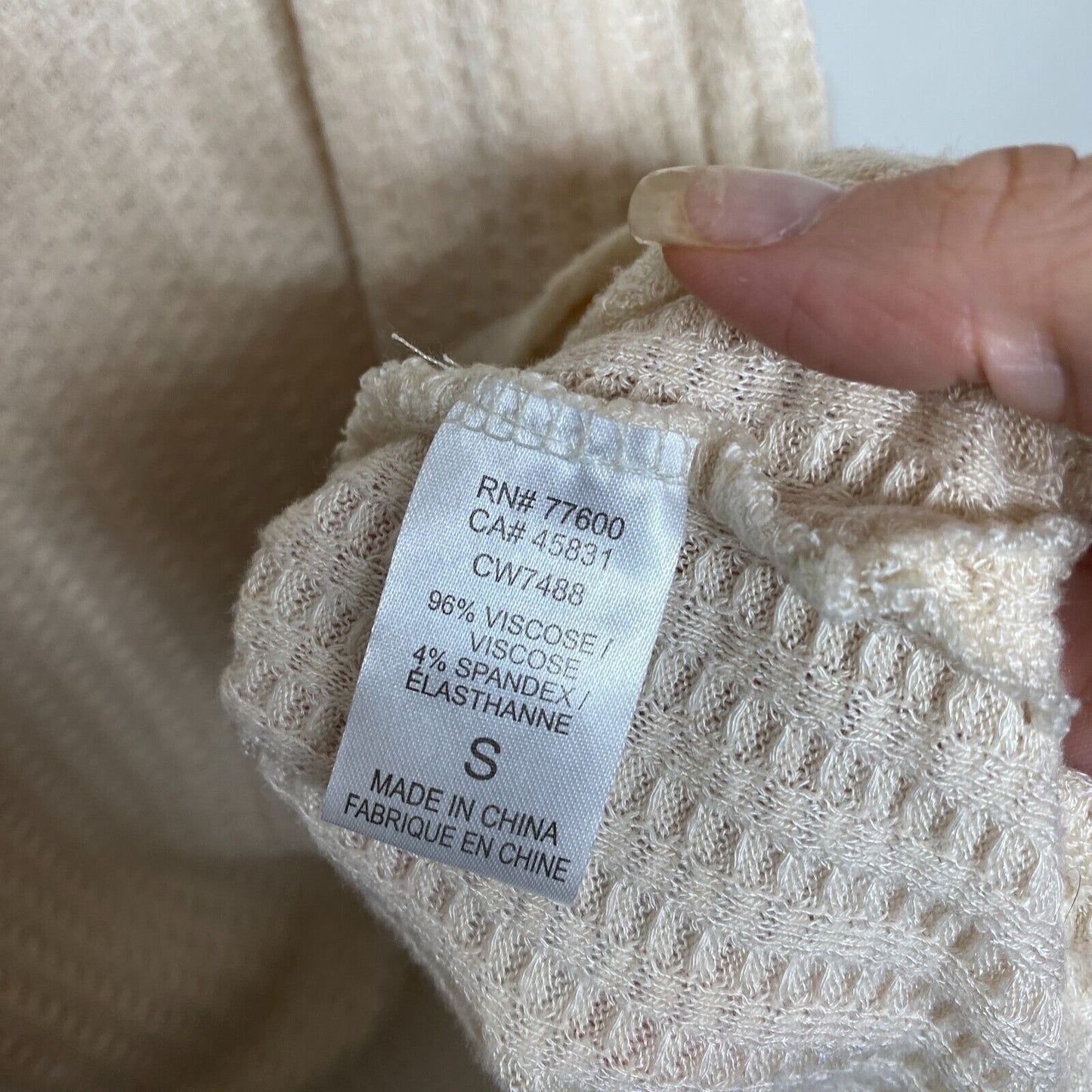 Chaser Vintage Cream Thermal Raw Split Neck Long Sleeve Soft Stretchy Top S