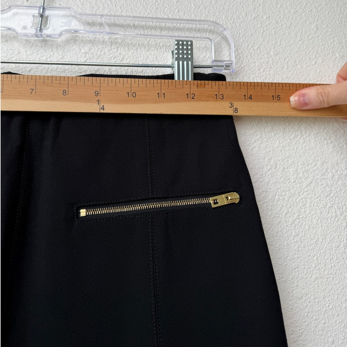 NWT Rag & Bone Annie Black Cropped Ponte Pants Gold Zip