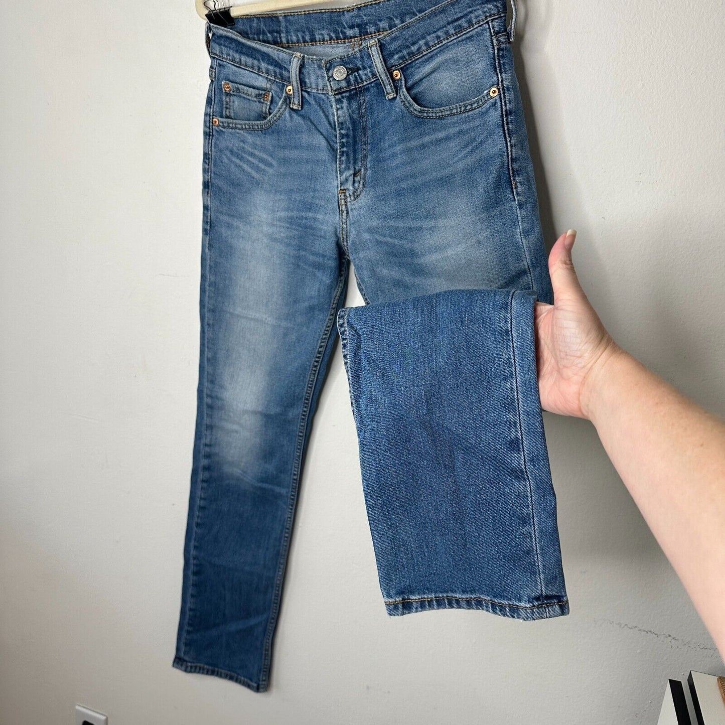 Levi 511 Slim Fit Medium Wash Blue Levi's Flex Jeans 5-Pocket Zip Fly 30 / 32