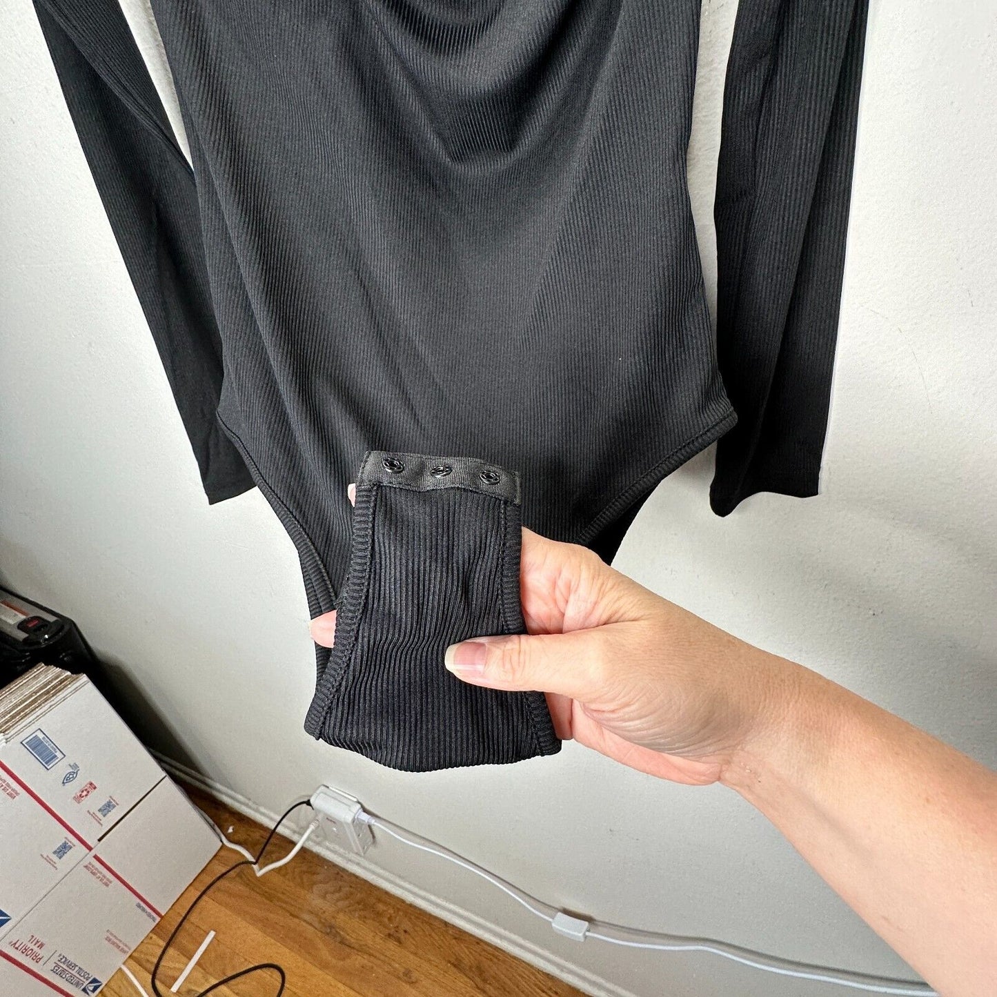 Black Bandeau Style Attached Arm Sleeve Criss Cross Back Bodysuit Snap Close M