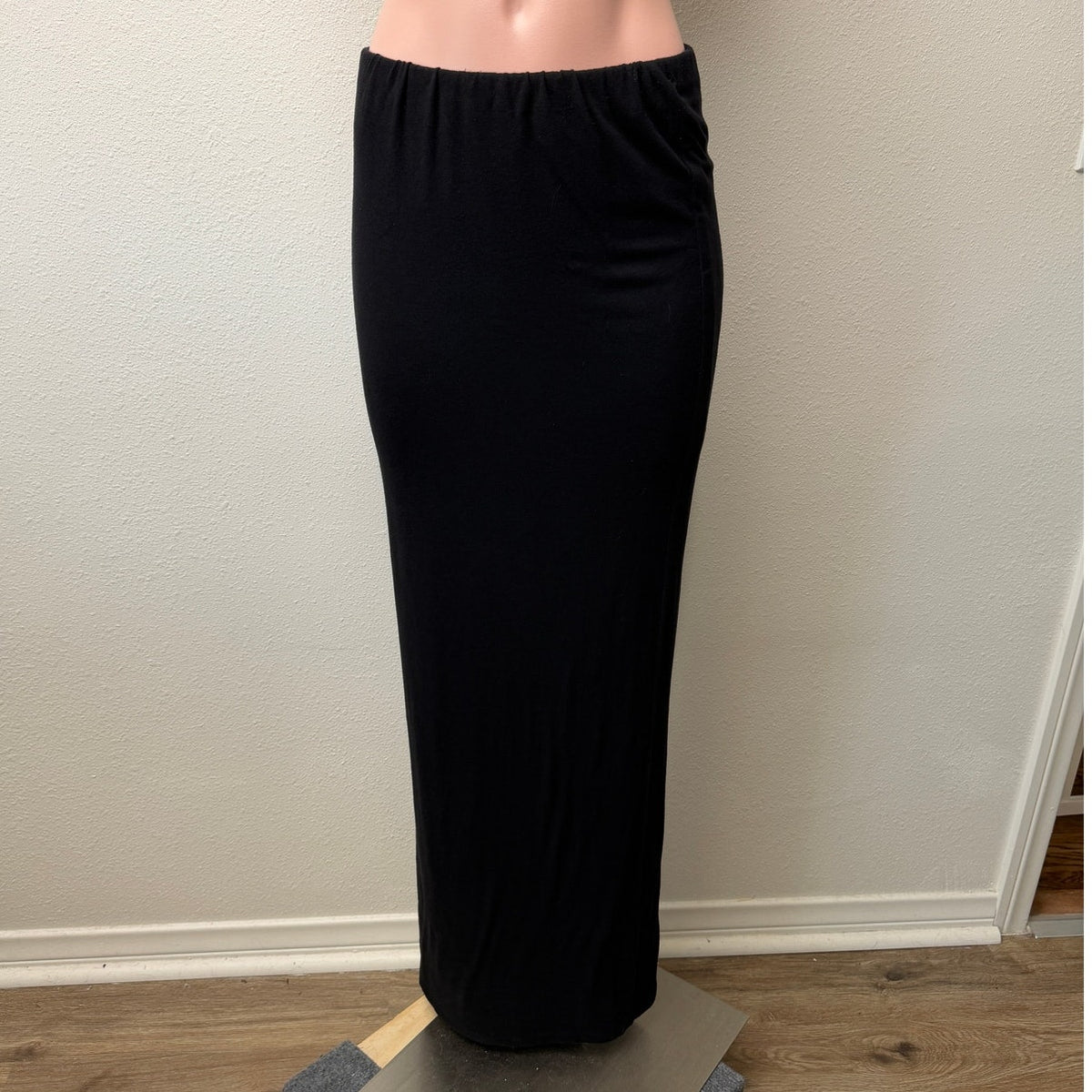Molly King x BAYSE Black Stretch Column Maxi Skirt Viscose Women's US M