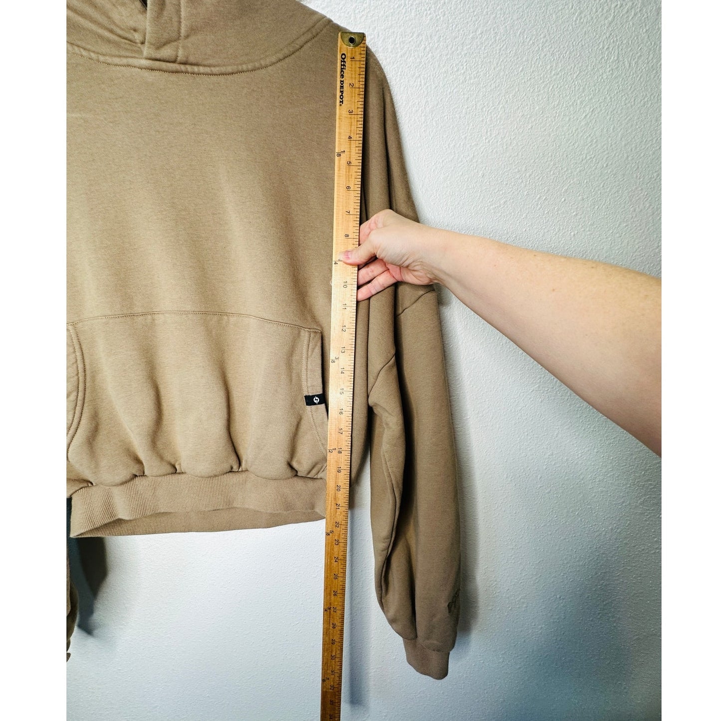 Popflex Tan Taupe Kangaroo Pocket Drop Shoulder Crop Pullover Hoodie S/M